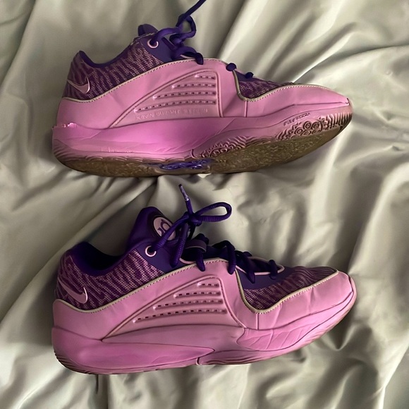 pretty used - Picture 1 of 3